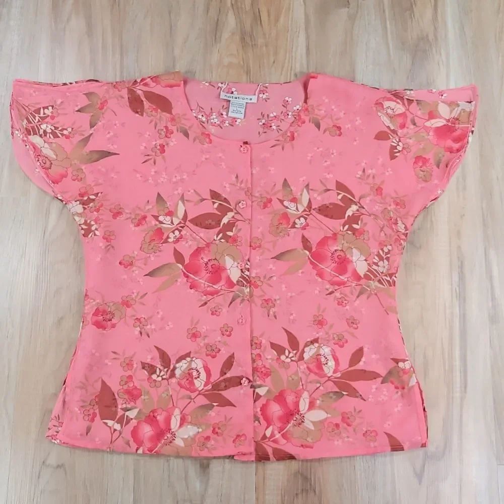 🔺️Notations Pink Floral Reversible Buttoned Short Flutter Sleeve Top Large